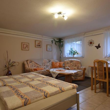 Lovely Apartment near Sea in Klutz Exterior foto